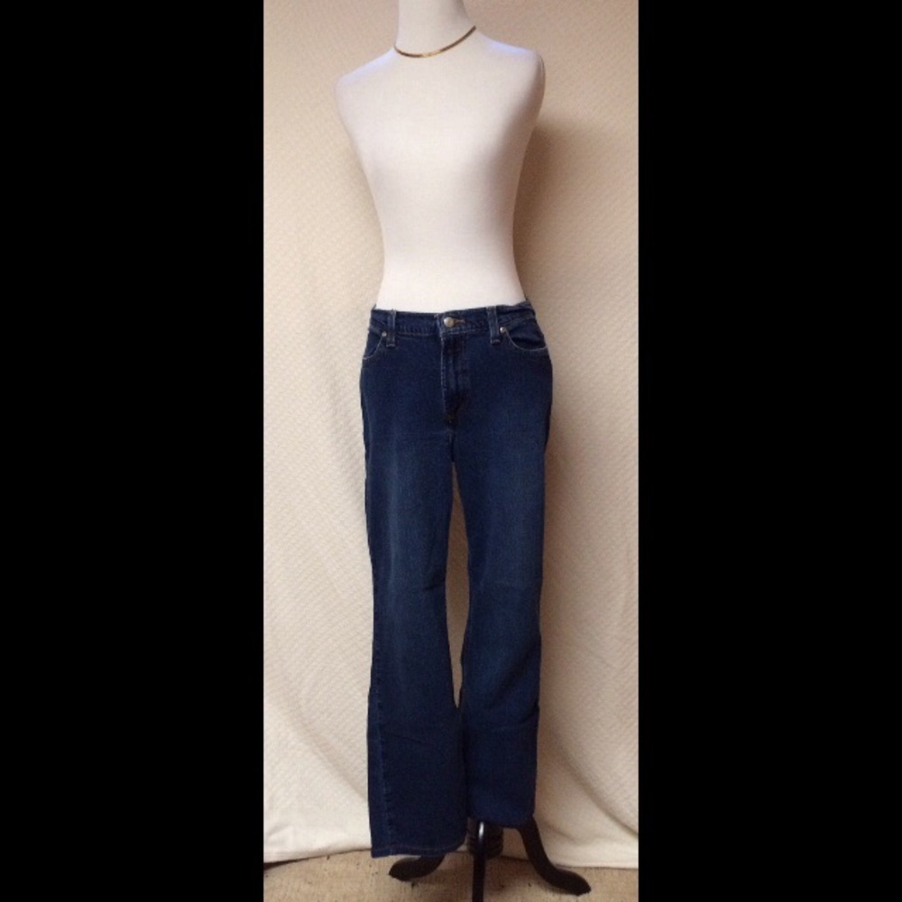 NWOT authentic Zena jeans! Size 8. 🤩